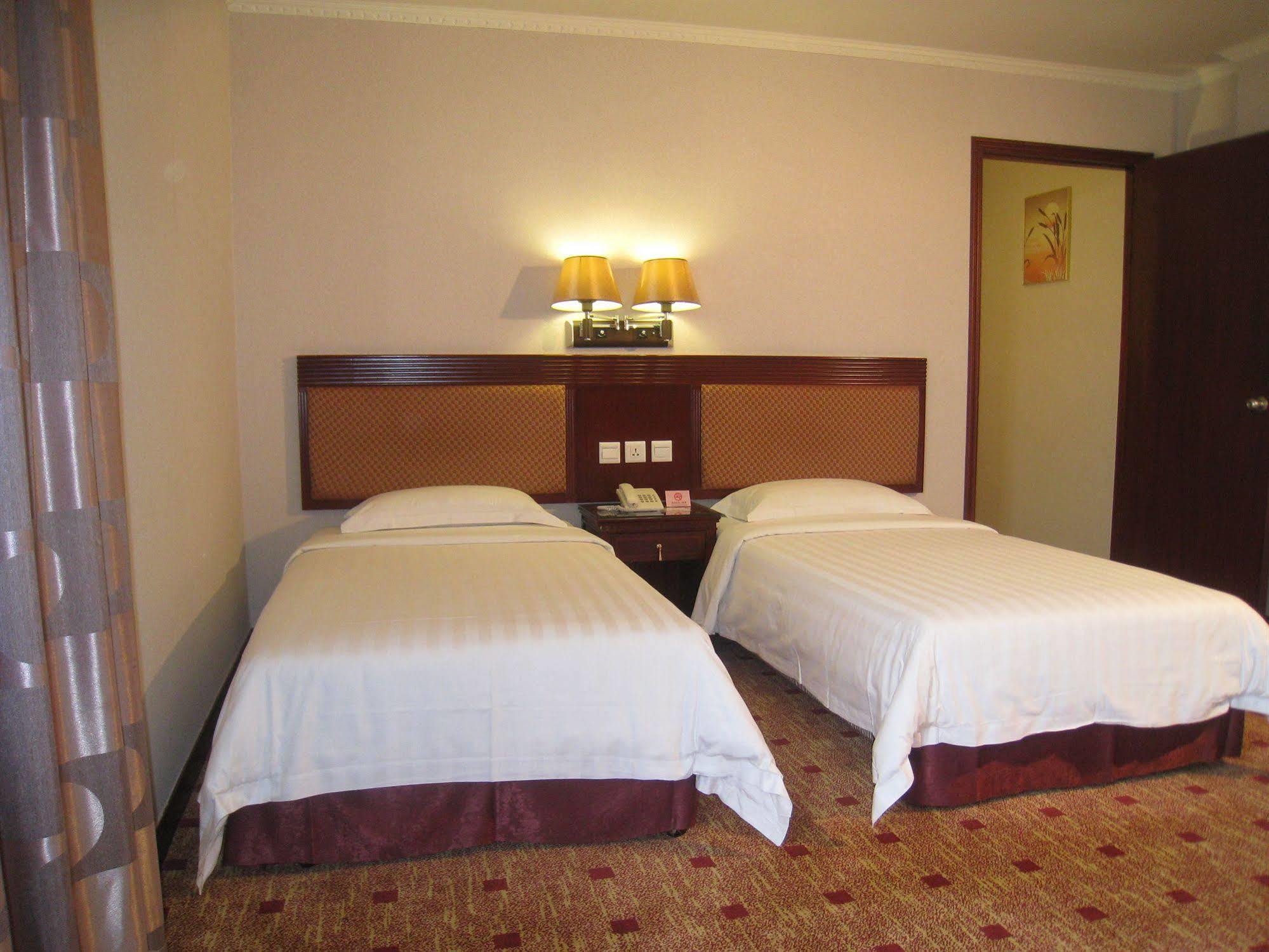อีสต์ เอเชีย โฮเต็ล Hotel มาเก๊า ภายนอก รูปภาพ